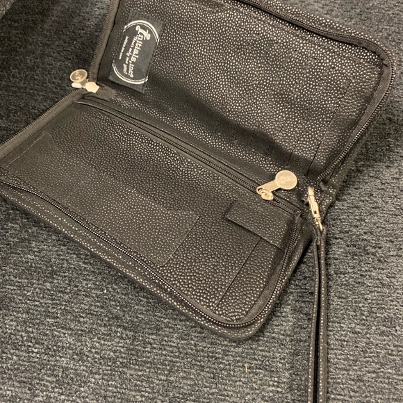 H3 Clutch Wallet - Picture 6 of 8